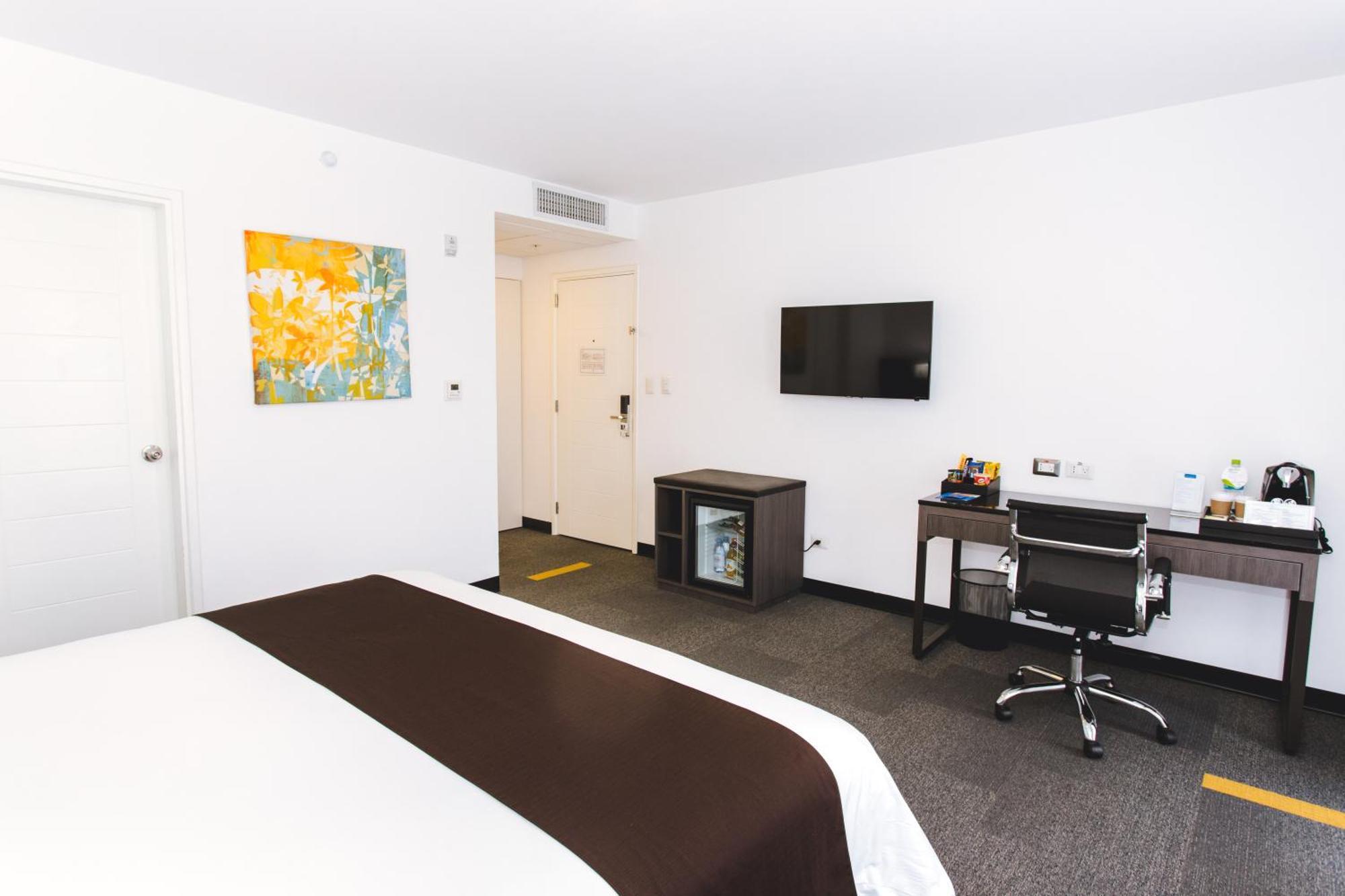 Costa Del Sol Wyndham Airport 4*