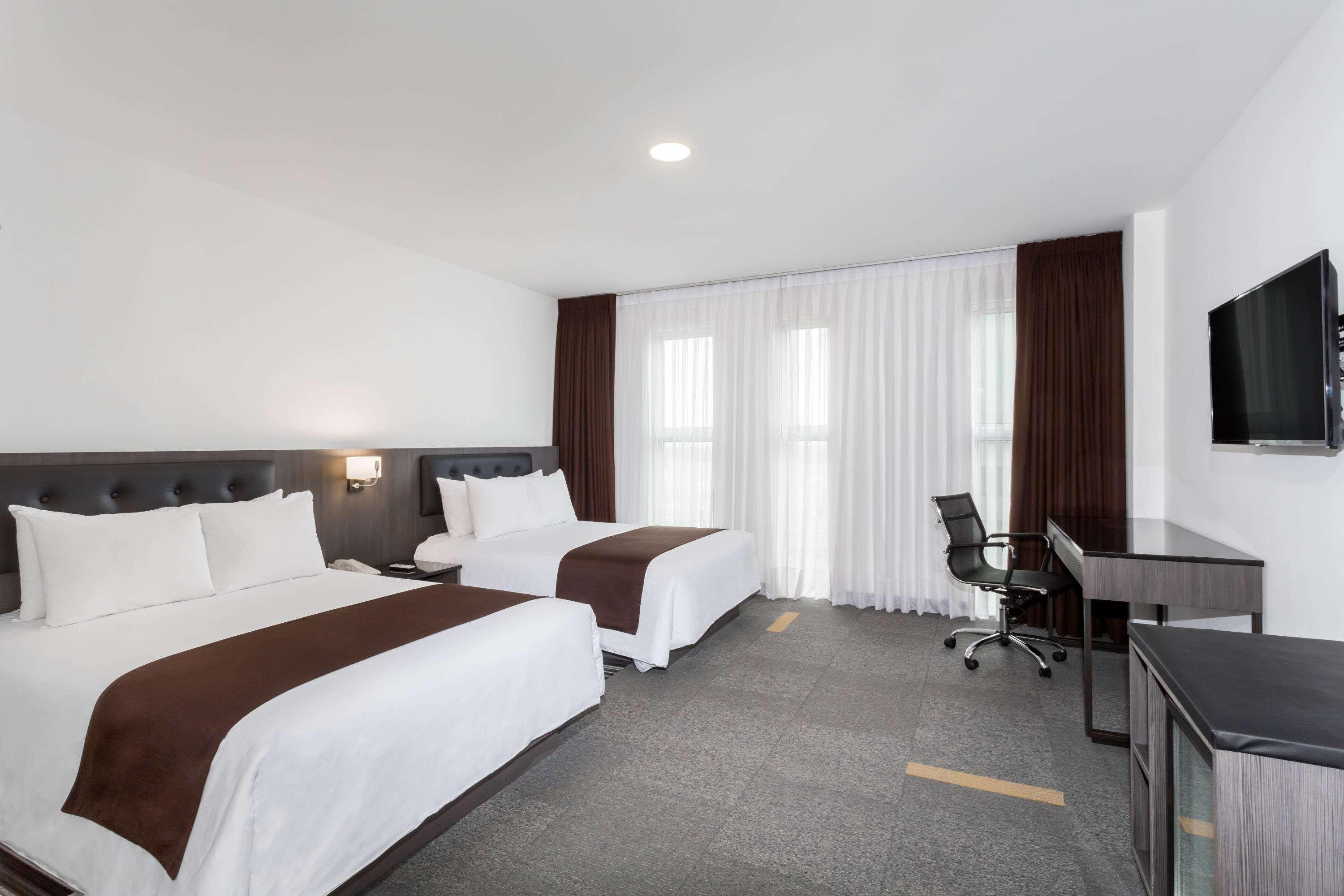 Hotel Wyndham Costa Del Sol Airport