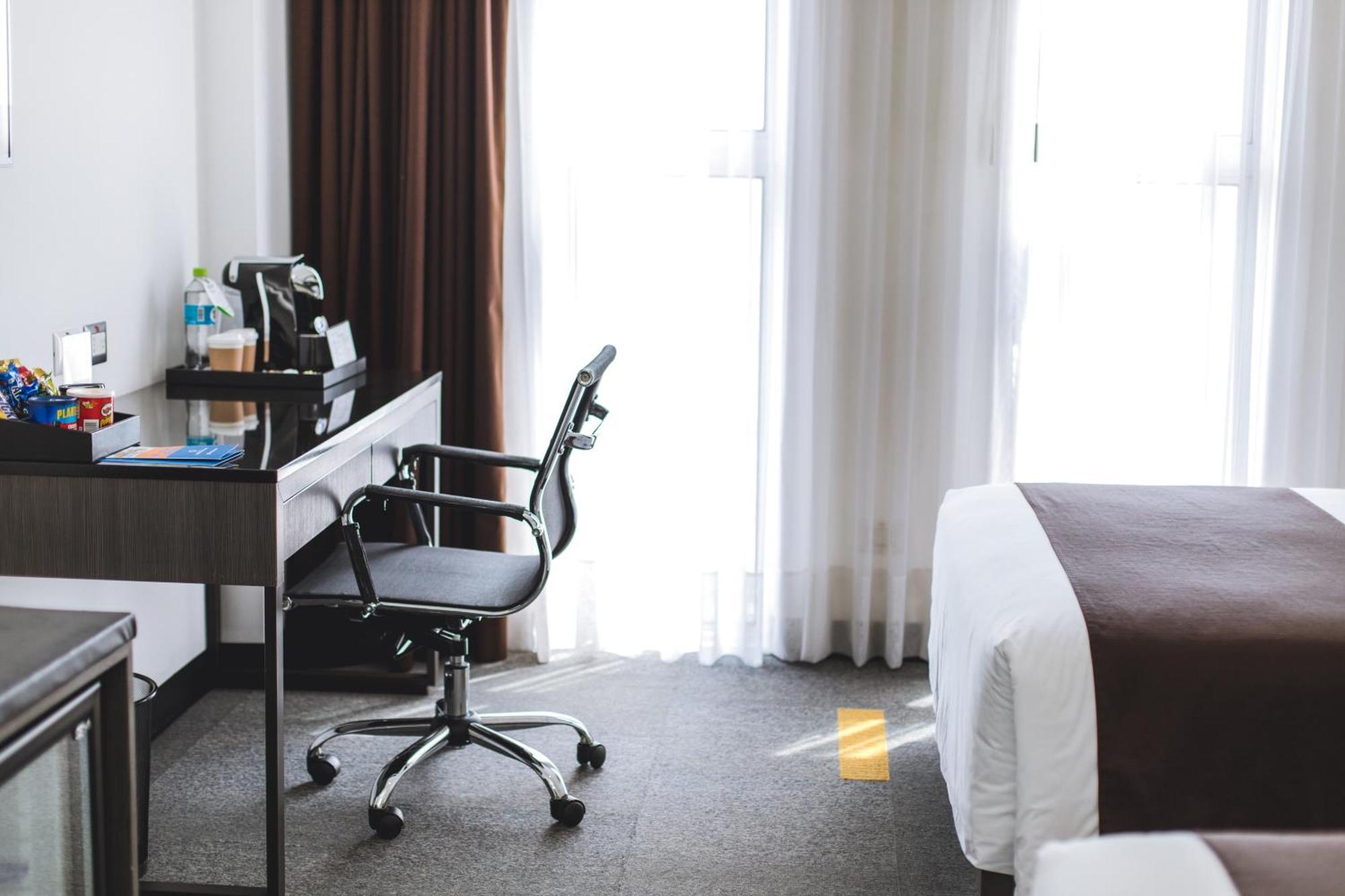 Costa Del Sol Wyndham Airport Hotel 4*