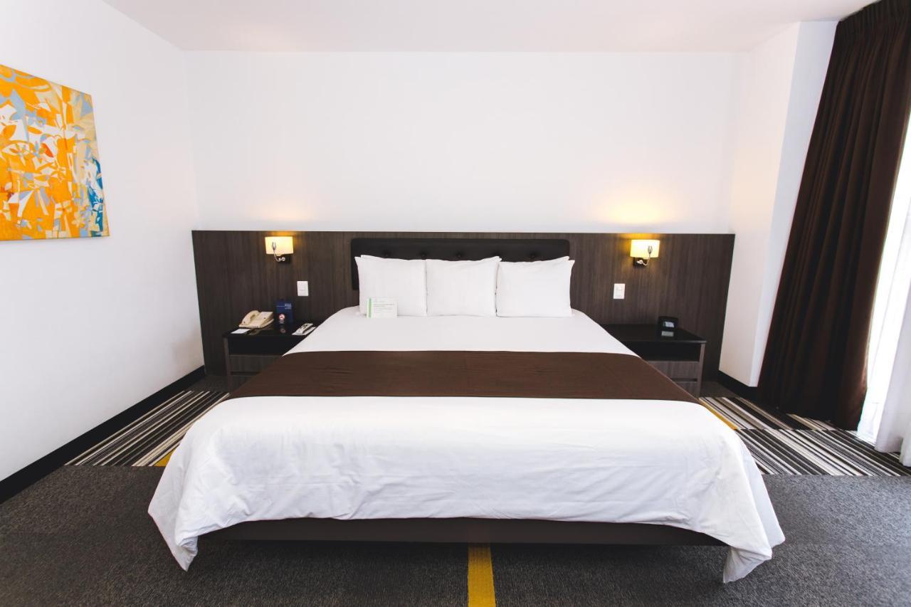 Hotel Costa Del Sol Wyndham Airport